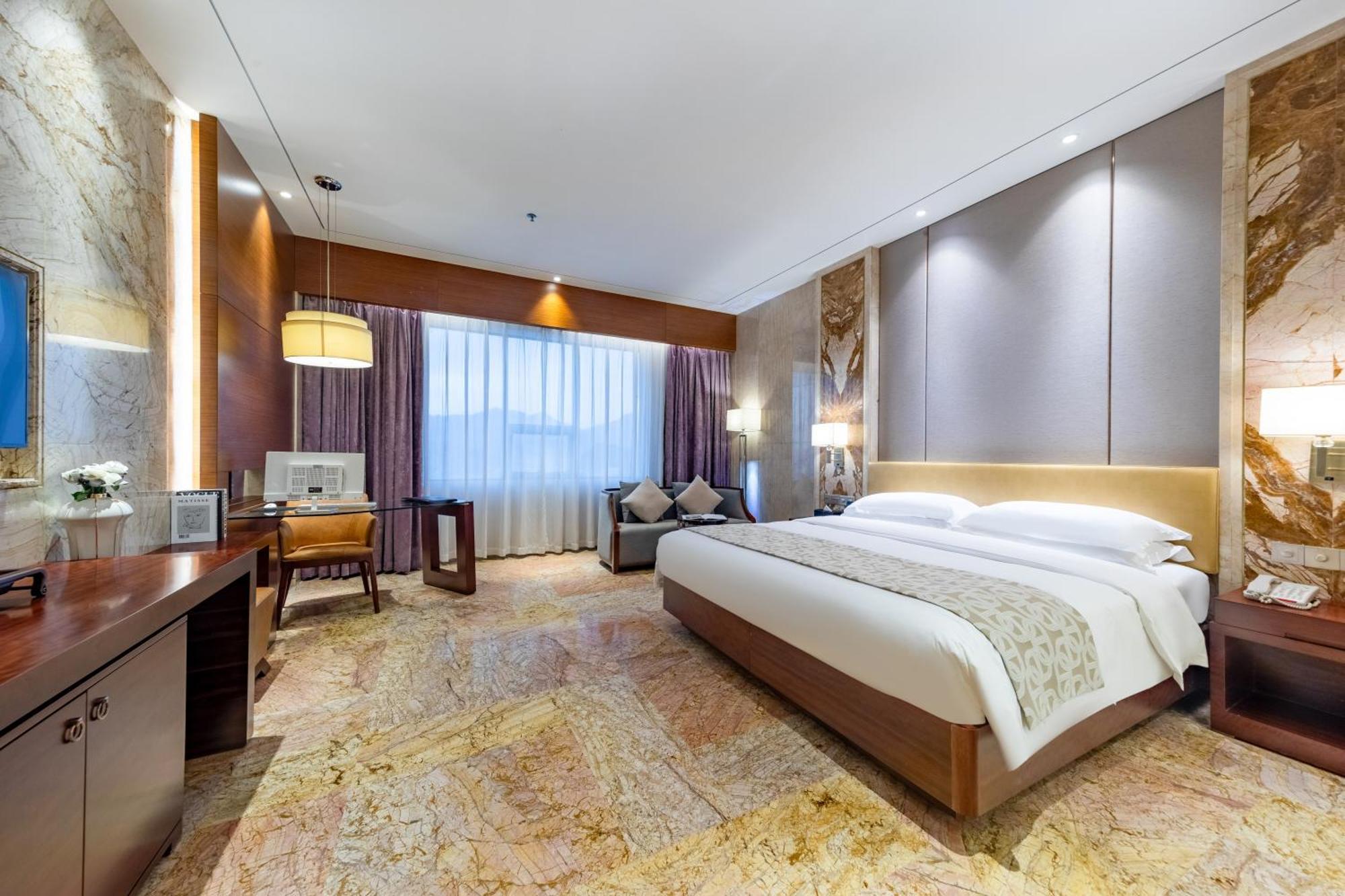 King Royal Hotel Yunfu Eksteriør billede