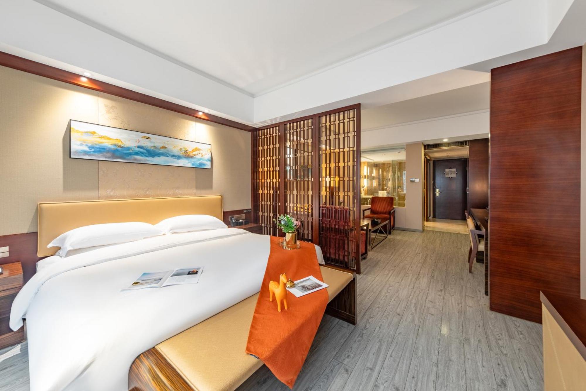 King Royal Hotel Yunfu Eksteriør billede
